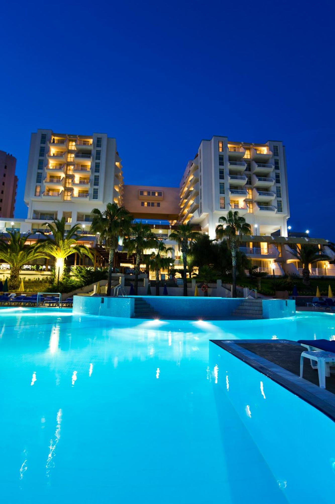 Fantasia Deluxe Hotel Kusadasi Exterior photo
