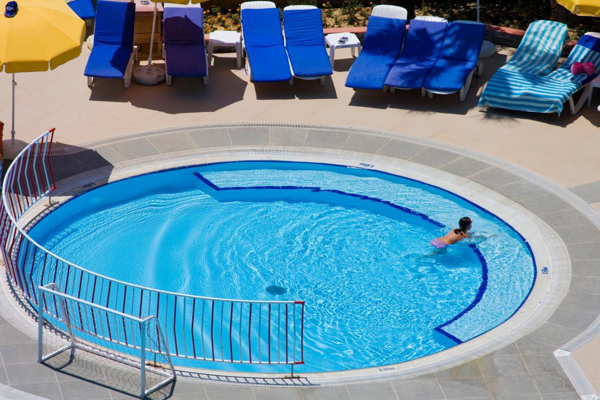 Fantasia Deluxe Hotel Kusadasi Exterior photo