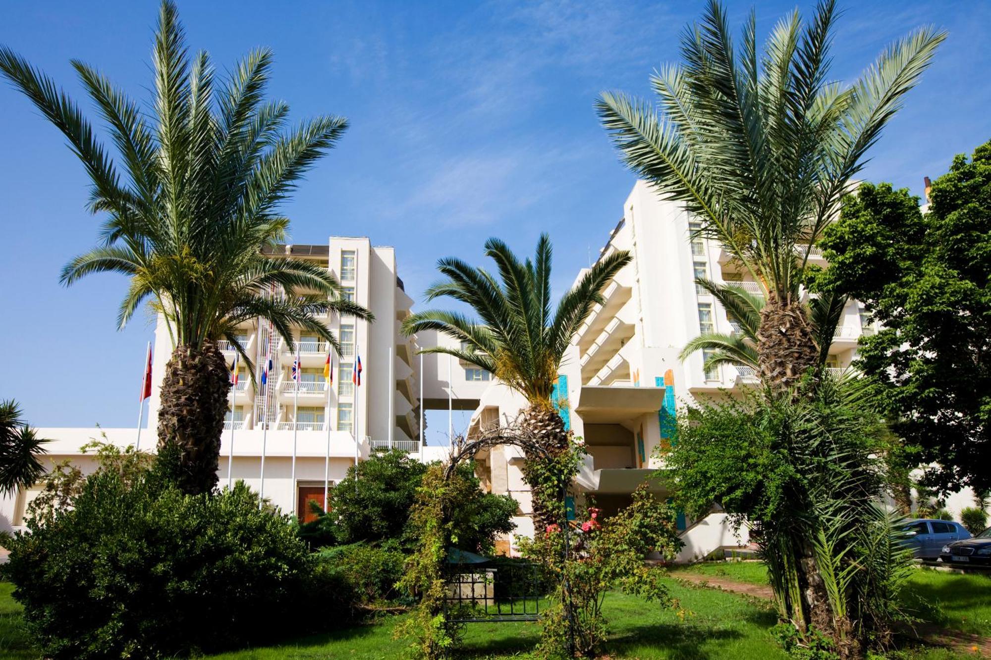 Fantasia Deluxe Hotel Kusadasi Exterior photo